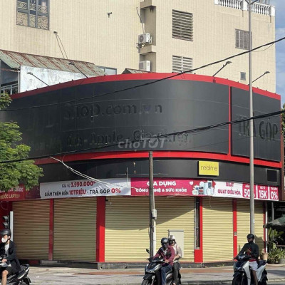 CHO THUÊ 2 MẶT TIỀN LỚN NGUYỄN HUỆ TRUNG TÂM TP