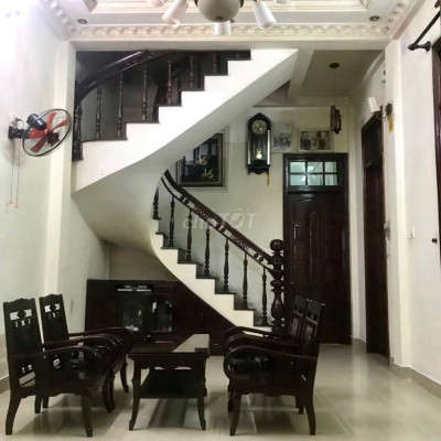 Cho thuê làm văn phòng đường Điện Biên Phủ