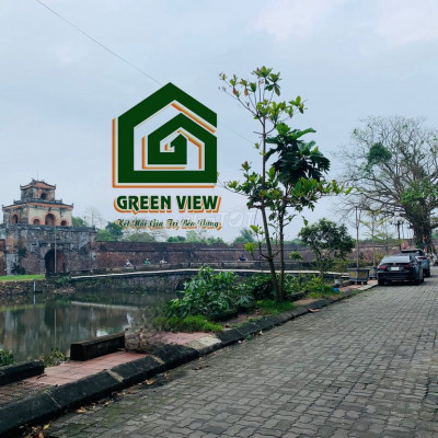 Cho thuê nhà 2 tầng mặt tiền đường Trần Huy Liệu ngay Đại Nội Huế