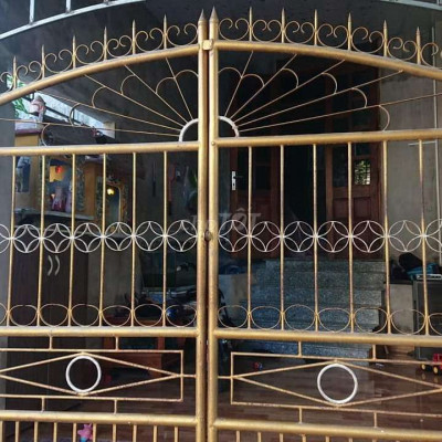 Nhà mặt tiền đường Nguyễn Hữu Cảnh sát làng đại học 500m