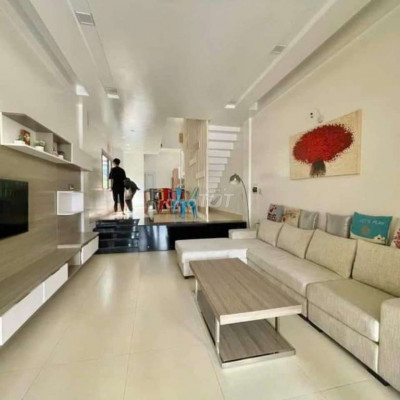 Cho thuê nhà 4 Tầng Mặt Tiền An Dương Vương - TP Huế