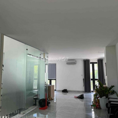 CHO THUÊ MẶT BẰNG Ở KDT THE MANOR CROWN (Có điều hoà)