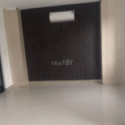 Cho thuê văn phòng tầng 3 có thang máy