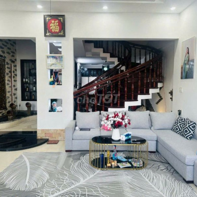 Cho thuê biệt thự Mini Kim Long nội thất cao cấp