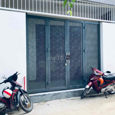 Nhà 2 tầng mới, đẹp cho thuê cách Aeon Mall 2 phút đi xe máy
