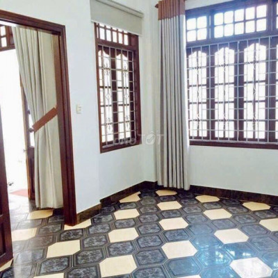 Cho thuê nhà 2 tầng gần 200m kiệt An Dương Vương full nội thất