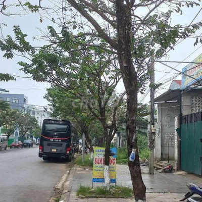 Mặt bằng kinh doanh, văn phòng .. đường Hoàng Lanh