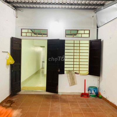 CHO THUÊ NHÀ KIỆT Ô TÔ ĐÀO TẤN - 3,5Tr/tháng
