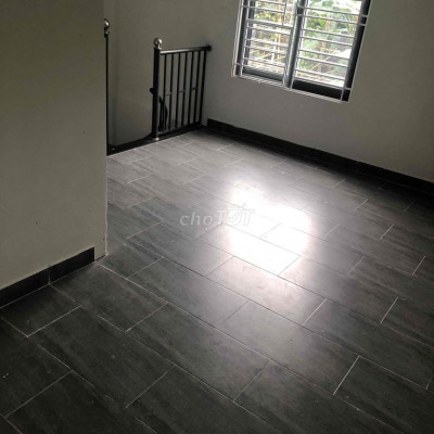 cho thuê nhà mới xây rộng rãi