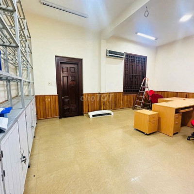 CHO THUÊ Tòa nhà 4 tầng_Có Thang máy_Góc 2Mặt Tiền LÊ QUAN ĐẠO- TP Huế