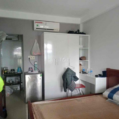 phòng Độc Lập Kiệt Oto gần Trường Nguyễn Tri Phương