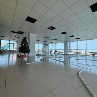 Cho Thuê 300m2 sàn trống suốt ngay Bà Triệu - Siêu Thị Go Tp Huế🔥