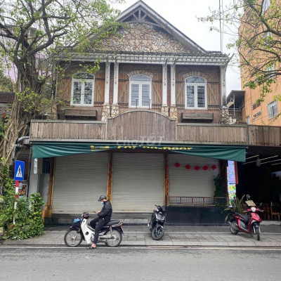 Cho Thuê Mặt Bằng Vip Đẹp 300M2 Ngay sát Vincom - Hùng Vương Tp Huế