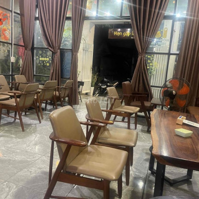 cần sang nhượng quán cfe ở trung tâm phú bài