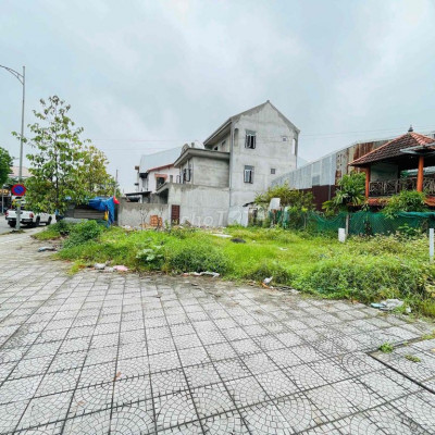 Cho thuê đất 190m2 KQH Bàu Vá mặt tiền Đồng Khởi - Út Tịch