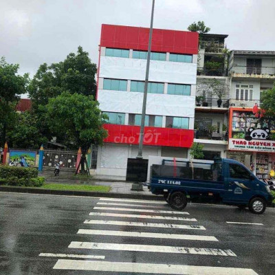 🔥🔥🔥🔥🔥CHO THUÊ TOÀ NHÀ 4 TẦNG MẶT TIỀN ĐỐNG ĐA GẦN VINCOM NGÃ 6 TP HUẾ