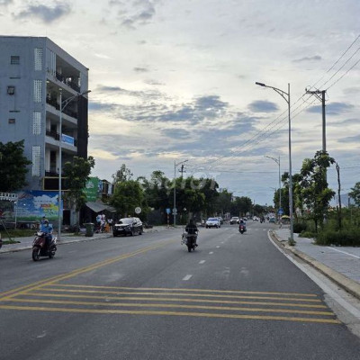 💞💞💞hot hot hot💞💞💞cho thuê nhà cấp 4 mặt tiền bàu vá  giá rẻ  6tr