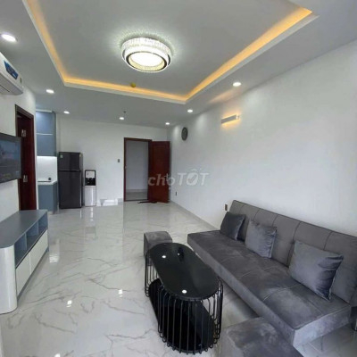 Cho thuê chung cư ngay đường Võ Văn Kiệt gần trung tâm