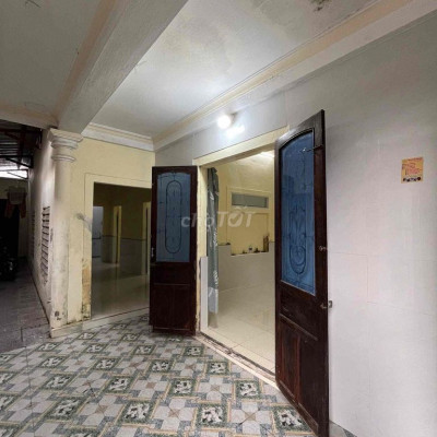 Cho thuê nhà nguyên căn 90m2, 2 phòng ngủ, K133/2 Đặng Huy Trứ, Huế