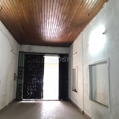 Cho thuê nhà mặt tiền: 497 Nguyễn Tất Thành, TP Huế (120m)